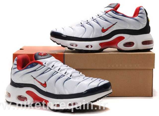 air tn chaussures rouges face inférieure noire (4)